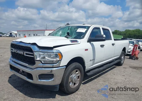 2019 Ram 2500 Tradesman 4X2 8' Box from USA, damaged, VIN 3C6UR4HJ6KG684442